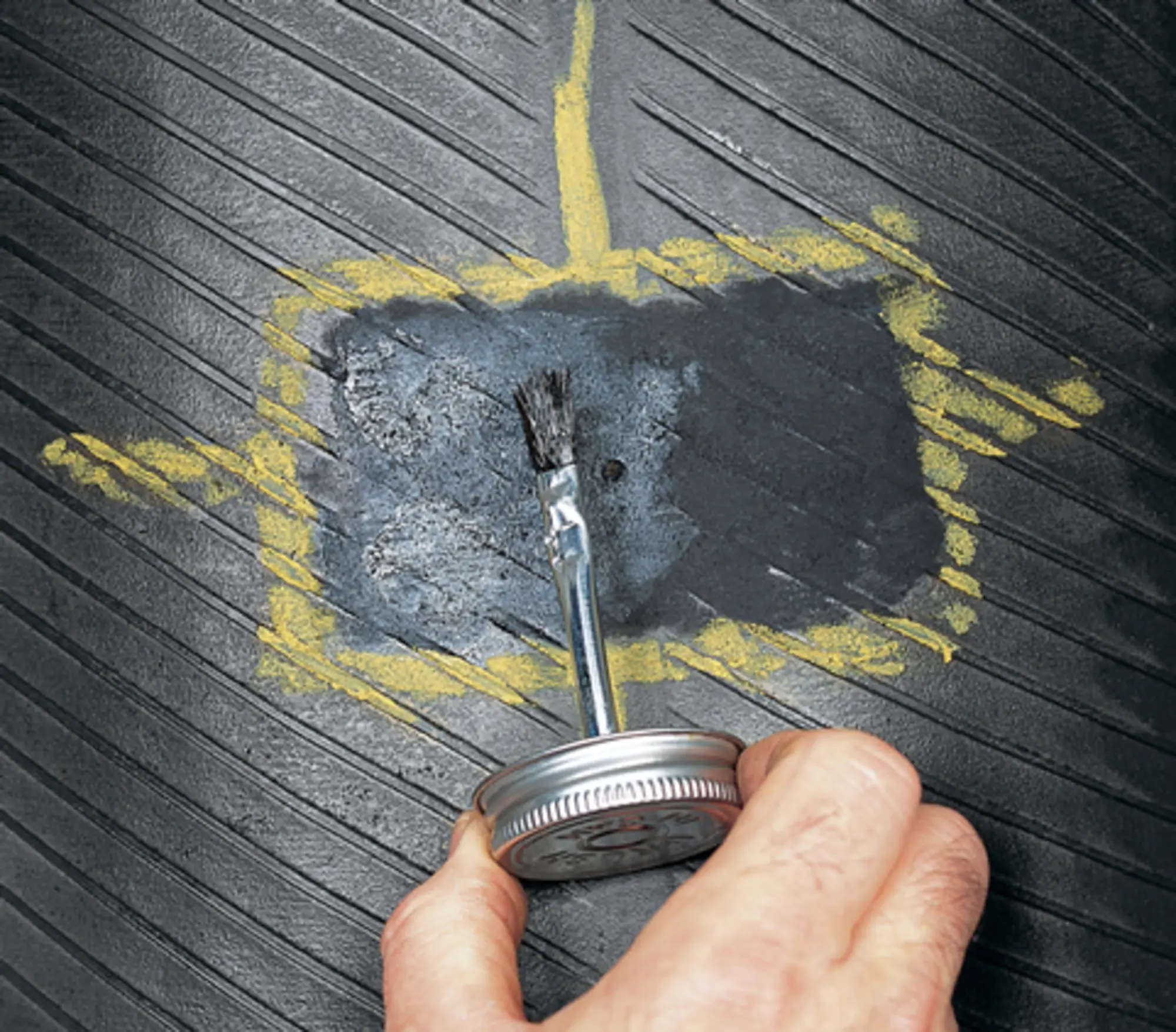 Solution vulcanisante pneu 235ml