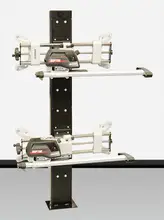 Poteau de charge et de rangement