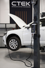 CHARGEUR BATTERIE 12V et 24V (ATELIER)