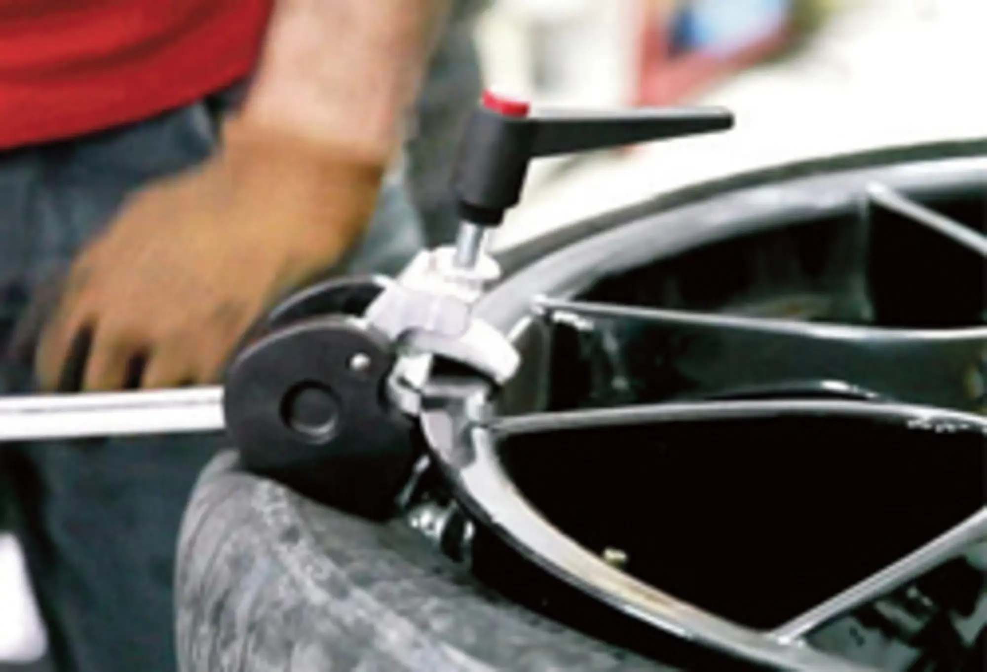 Pince en plastique "3me main"